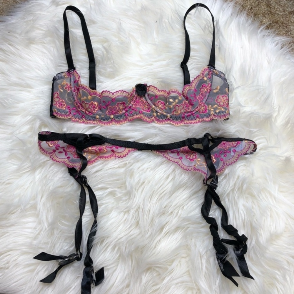 Lingerie set